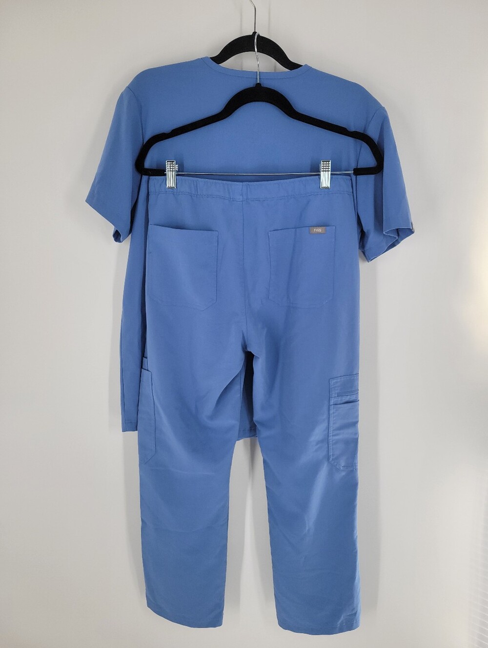 Figs Women's Scrub Set in Light Blue - Track Jogger Pants Size S - Picture 3 of 4